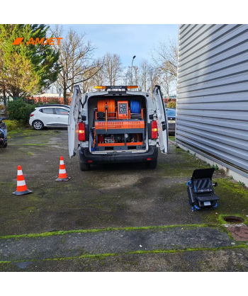 Hidrolimpiadora y equipo de desatascos de gasolina a 200 Bar y 70 litros/minuto.
