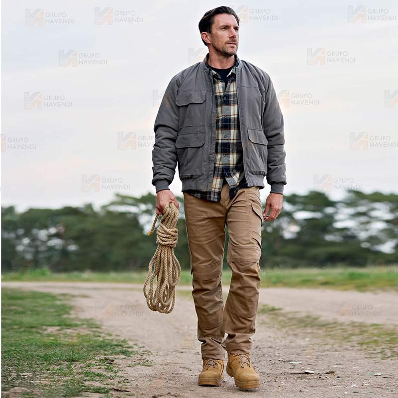 Chaqueta de trabajo con forro resistente al agua