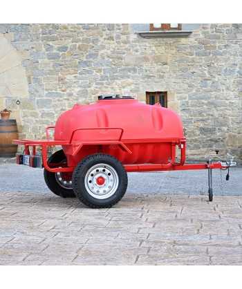 Remolque contra incendios con motobomba 132 L/min y 20 Bar.