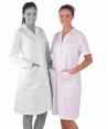 Bata sanitaria de señora semi ajustada y manga corta