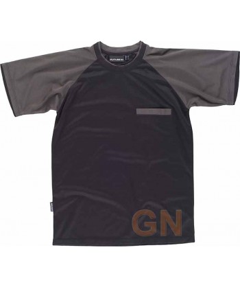 Camiseta técnica de manga corta con bolsillo y cuello redondo