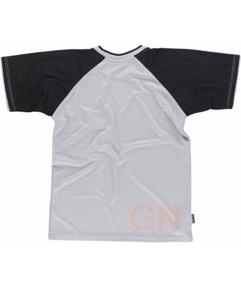 Camiseta técnica de manga corta con bolsillo y cuello redondo
