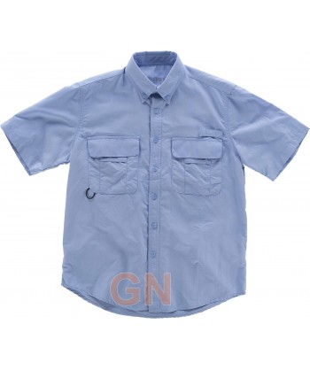 Camisa manga corta con bolsillos transpirable color celeste