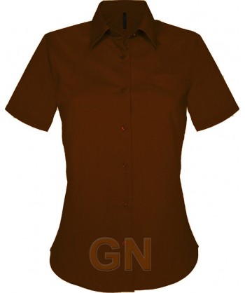 Camisa de manga corta con bolsillo para mujer. Color marrón