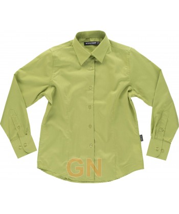 Camisa entallada de mujer con manga larga color verde pistacho