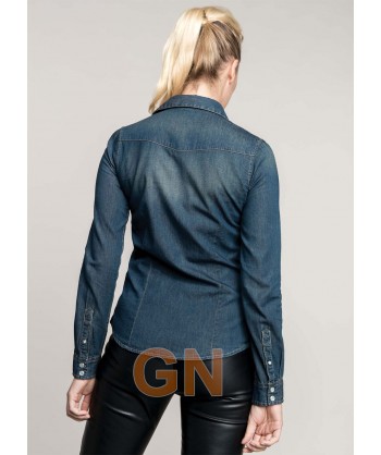 Camisa vaquera de manga larga con bolsillos para mujer