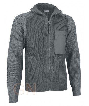Chaqueta gruesa de punto con bolsillo en pecho