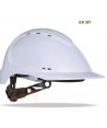 Casco de protección, fabricado en ABS. Cierre mediante ruleta