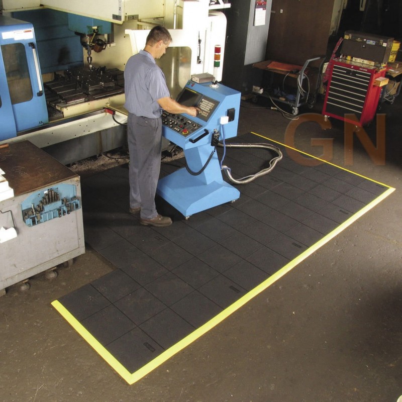 Alfombra modular para zonas con aceites industriales