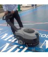Fregadora a batería profesional capaz de fregar 1260 m²/hora con un ancho de 360 mm