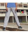 Pantalón de felpa con cintura elástica,  cordón y dos bolsillos para hombre