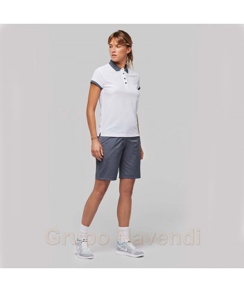 Pantalón bermuda de mujer diseñado especialmente para golf