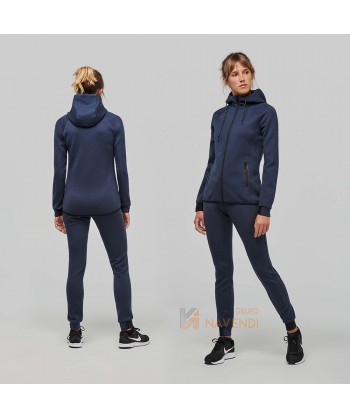 Moderna chaqueta de chándal con capucha para señora