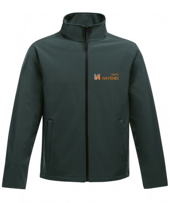 Cazadora softshell de caballero para actividades outdoor