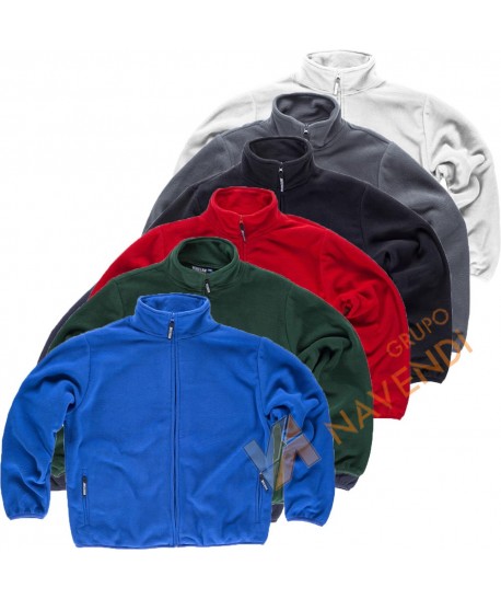 Chaqueta polar con dos bolsillos laterales con cremallera