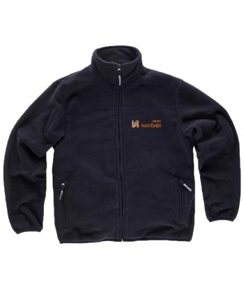 Chaqueta polar con dos bolsillos laterales con cremallera color negro