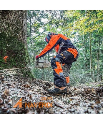 Pantalón naranja de alta visibilidad con refuerzos y cintas reflectantes segmentadas