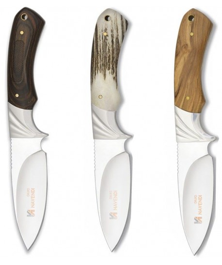 Cuchillo táctico para caza con virola de acero y mangos variados