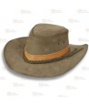 Sombrero de ala ancha de piel de primera calidad color marrón claro. Disponible en tres tallas.