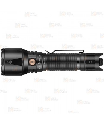 Linterna TK26R recargable con USB  proporciona 1500 lúmenes y alcanza los 350 metros