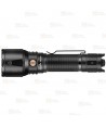 Linterna TK26R recargable con USB  proporciona 1500 lúmenes y alcanza los 350 metros