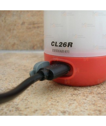 CL26R es una linterna de camping de alto rendimiento recargable y proporciona 400 lúmenes