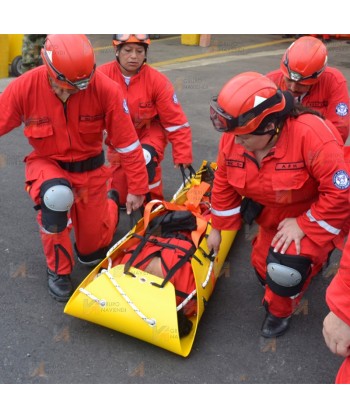 Camilla de rescate enrollable para espacios confinados