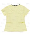 Casaca sanitaria entallada de cuello pico en tejido elástico color amarillo claro para mujer