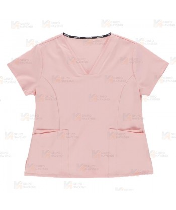 Casaca sanitaria entallada de cuello pico en tejido elástico color melocotón para mujer