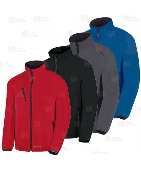 Cazadora Softshell triple capa