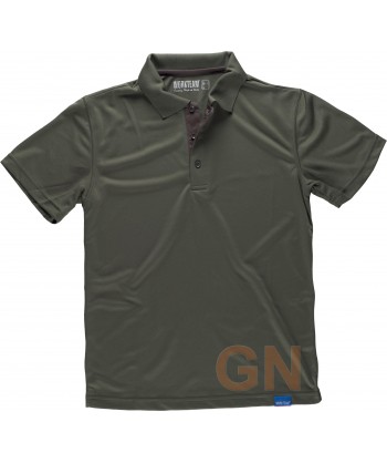 Polo de manga corta en tejido técnico transpirable color verde caza/marrón