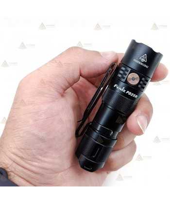 Linterna táctica recargable Fénix PD25R de 800 lúmenes
