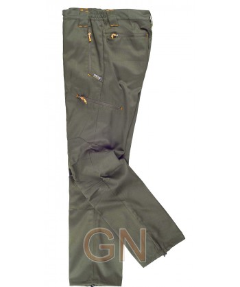 Pantalón sport multibolsillos de viscosa con refuerzos