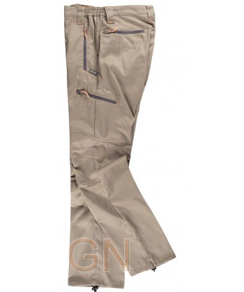 Pantalón sport multibolsillos de viscosa con refuerzos