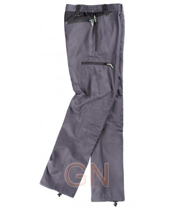 Pantalón sport multibolsillos de viscosa con refuerzos