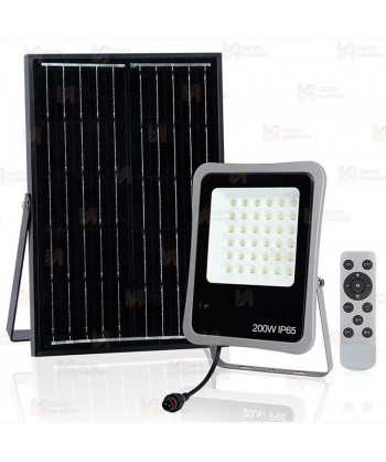 Foco LED 200 W con panel solar y mando a distancia (23.400 Lúmenes)