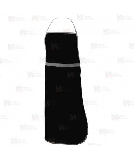 Mandil impermeable multiusos color negro en operaciones de desbroce