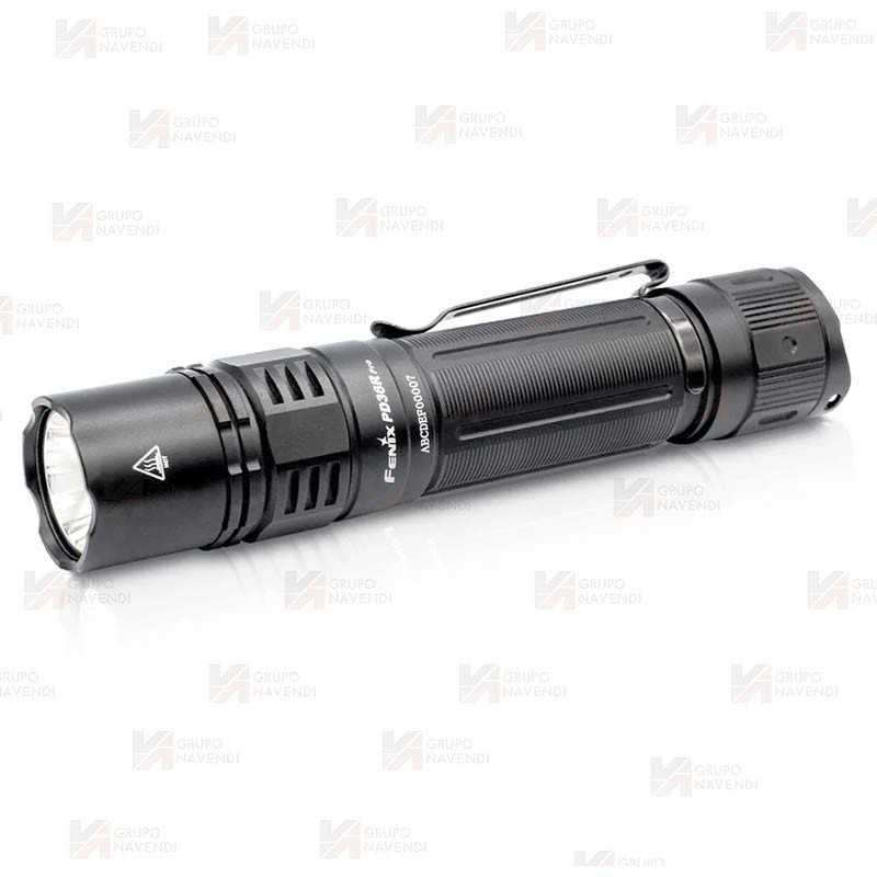 Linterna táctica recargable Fénix PD36R PRO de 2800 lúmenes