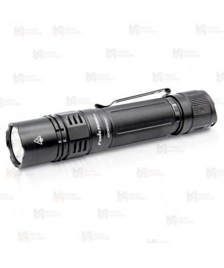 Linterna táctica recargable Fénix PD36R PRO de 2800 lúmenes