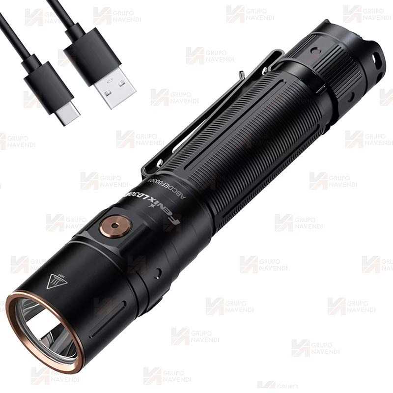 Linterna táctica de alto rendimiento Fenix LD30R (1700 Lúmenes)