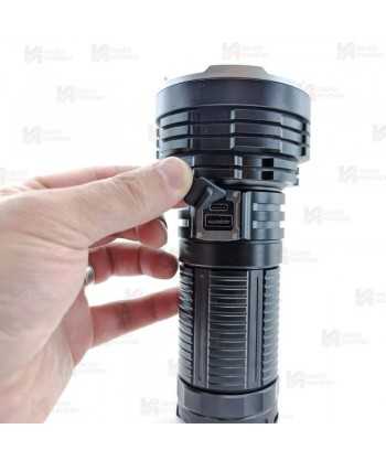 Linterna táctica LR40R V2 de alto rendimiento (15.000 lúmenes)