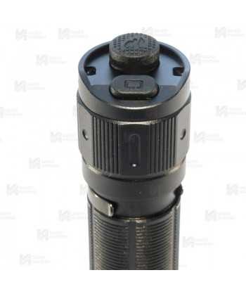 Fénix TK11R  recargable mediante USB (1600 Lúmenes)