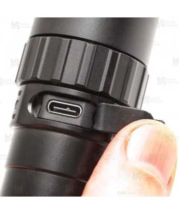 Linterna táctica Fenix PD40R-V3.0 (3000 Lúmenes)