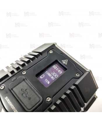 Linterna Fénix LR60R con un haz de 1.085 m (21.000 lúmenes)