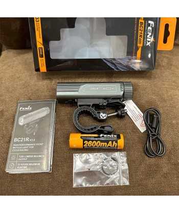 Foco recargable Fenix BC21R V3.0 para bicicletas (1200 lúmenes)