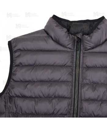 Chaleco reversible acolchado tipo plumas colores gris y negro