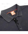 Polo bicolor de manga corta transpirable y con bolsillo en pecho y manga