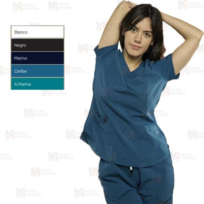 Casaca sanitaria color Azul caribe, antibacteriana con espalda transpirable para mujer