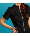 Casaca color negro con cremallera para mujer con tejido técnico 100% microfibra