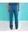 Pantalón sanitario color azul caribe, antibacteriano con tejido elástico para hombre